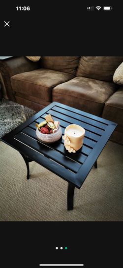 Room & Board Side Table/coffee Table, $299 before tax，like new