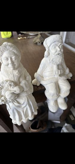 Mr And Mrs Clause Plaster Heavy Shelf Sitters 