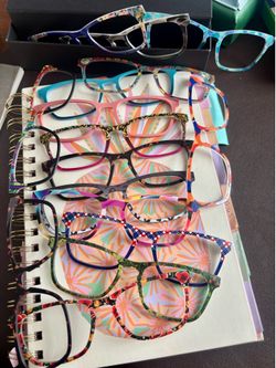Pair Eyerwear top frames for Casper