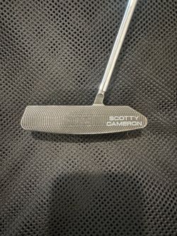 Scotty Cameron Select Newport 2.6 Center Shafted Putter
