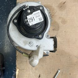 Toyota Prius Battery Cooling Blower Fan Motor 87130-47070