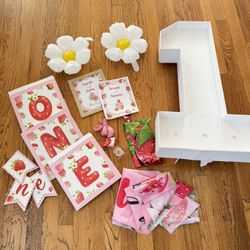 Strawberry Birthday Girl 1st Birthday 