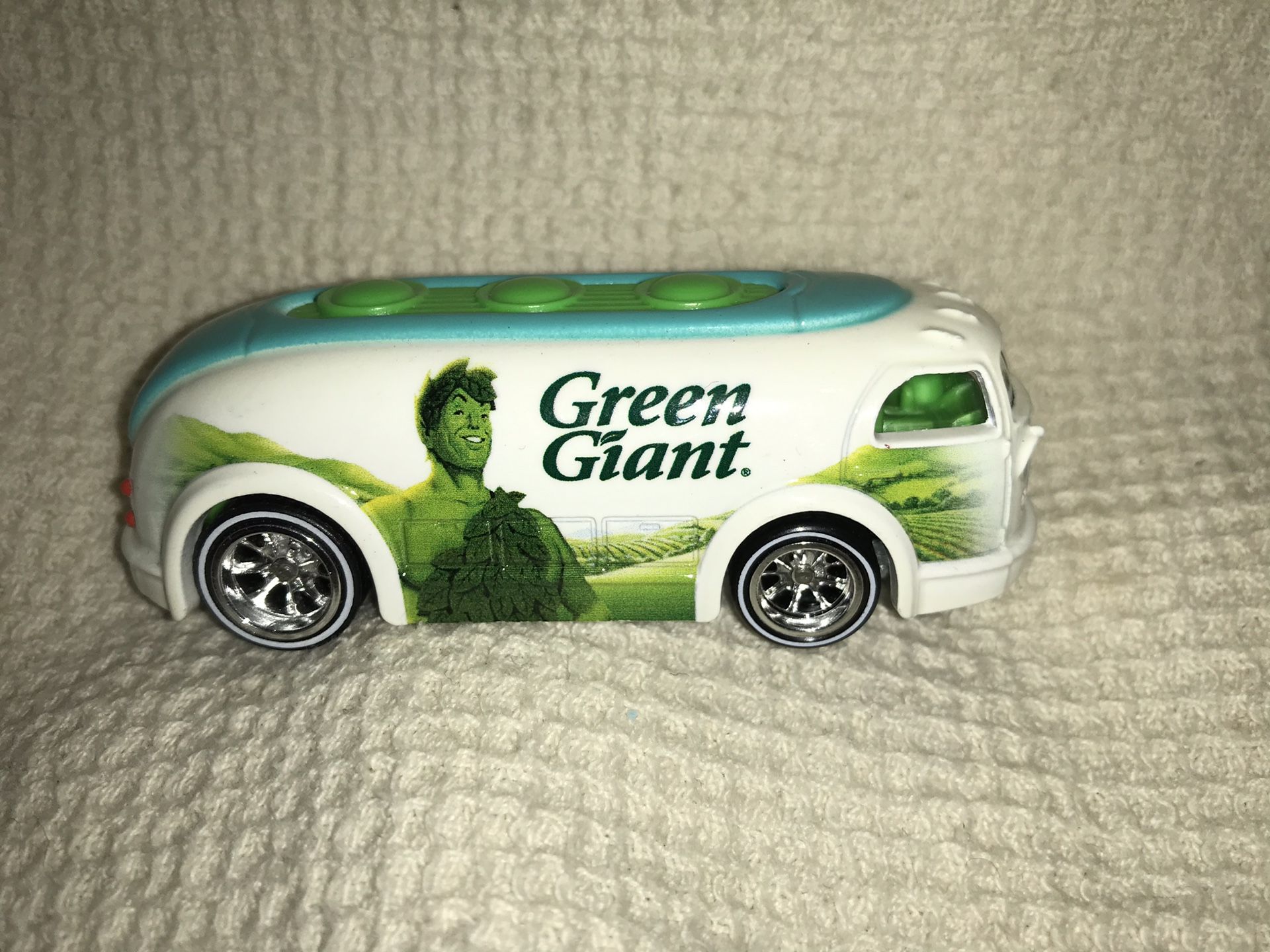 HOT WHEELS Pop Culture General Mills Haulin' Gas - Green Giant - w