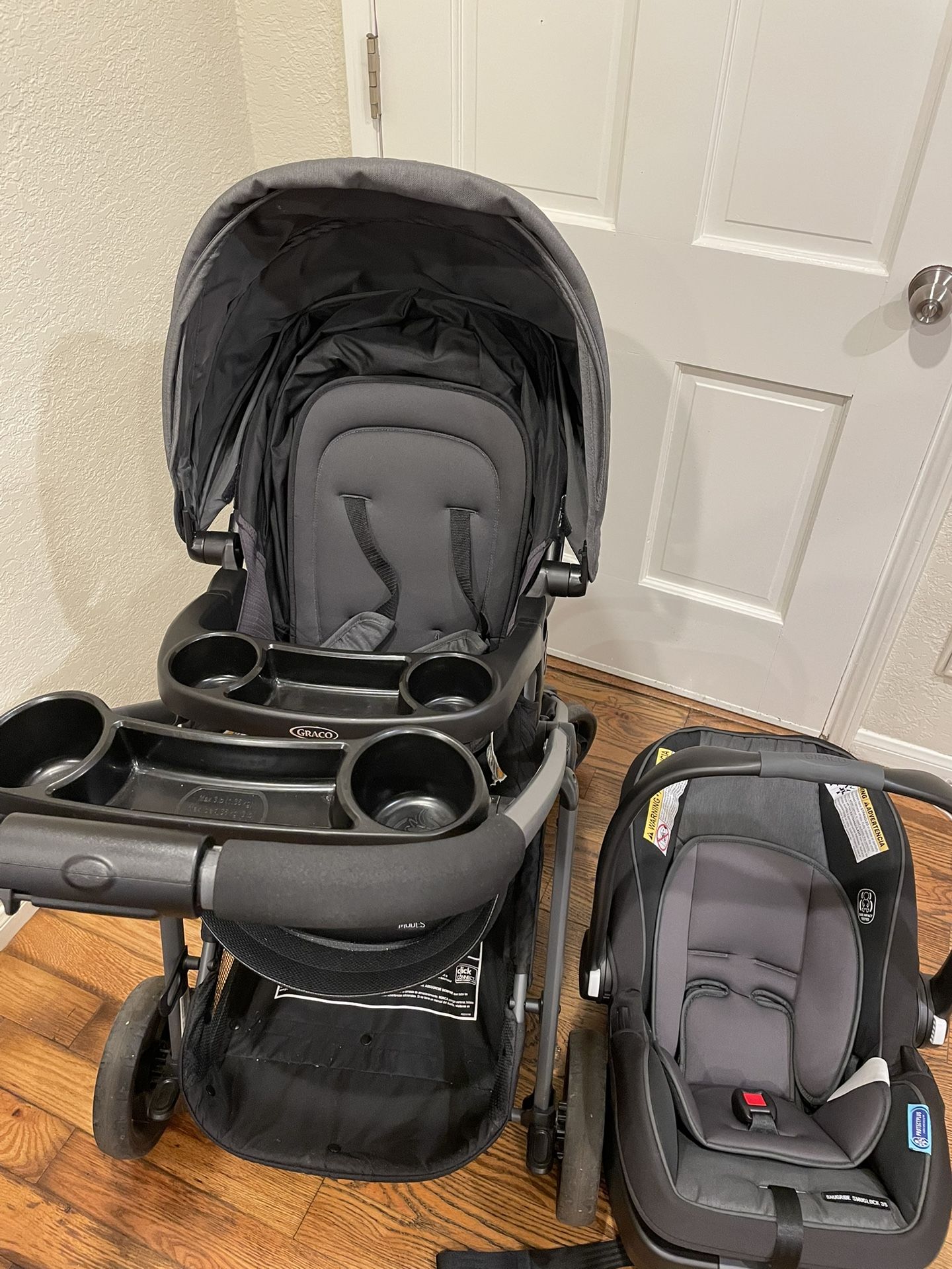 graco car seat & stroller Set