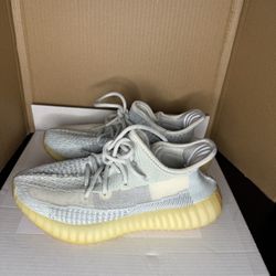 Yeezy boost 350V2 Cloud White Reflective Size 4