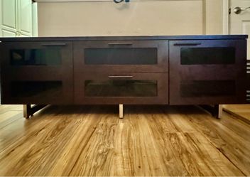 BDI media center $225