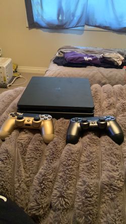 PS4 Slim