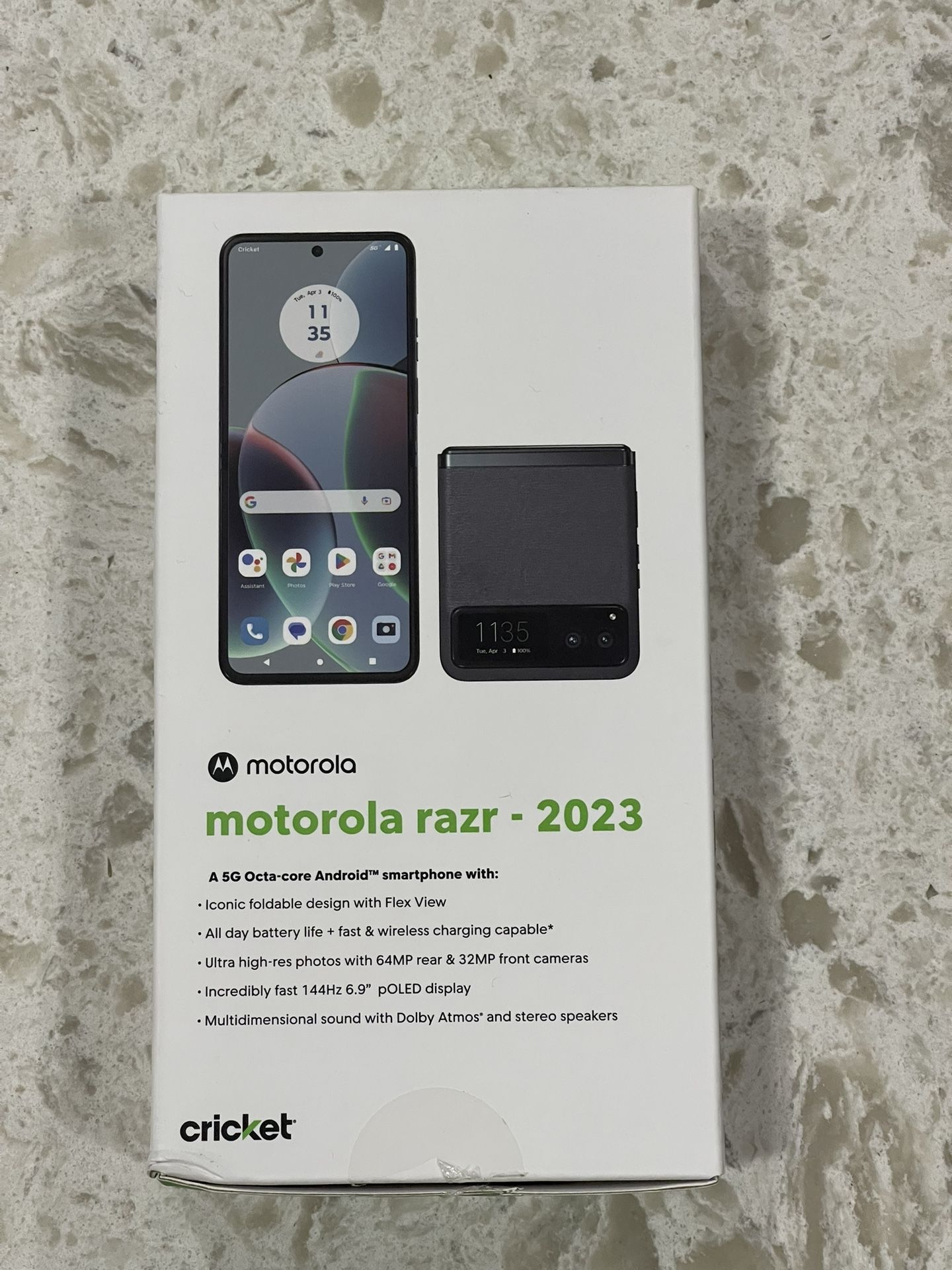 New Moto Razr 5G Cricket Wireless (2023 Model)