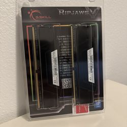 G.Skill Ripjaws RAM 4Gb x2 DDR4-3200 