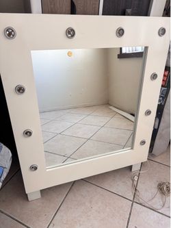 Vanity Mirror