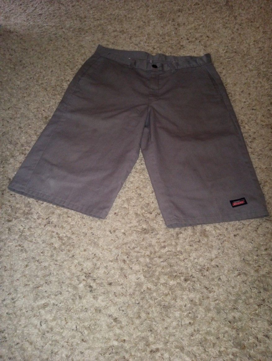 Dickie Shorts