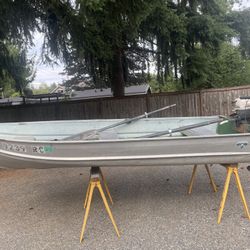 12 Ft Aluminum Boat 