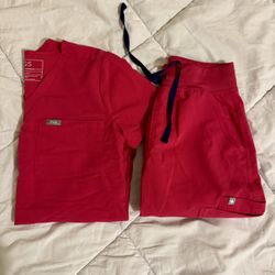 Petite Figs Scrub Top And Bottom 