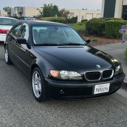 2004 BMW 325i