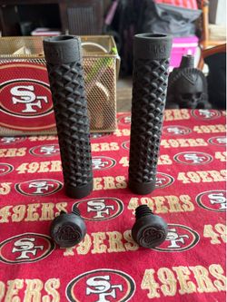 Vans Cult,Black Bike grips