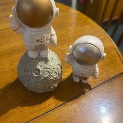Astronaut Figurines 