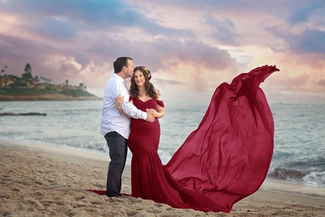 Maternity Dress Photoshoot for Sale in Lake Stevens, WA - OfferUp
