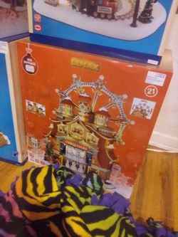12 days of Christmas Lemax Caddington village
