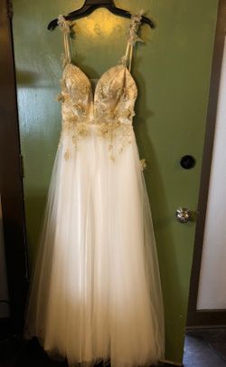 Prom/Quinceñera Gown- Size medium