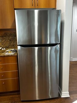 LG Stainless Steele Refrigerator