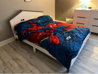 Full bed