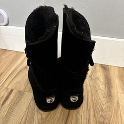 New Bear Paw Boots Size 9 