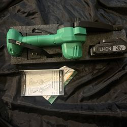 Mini Cordless Chainsaw