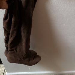 Ladies Brown Boots Size 8