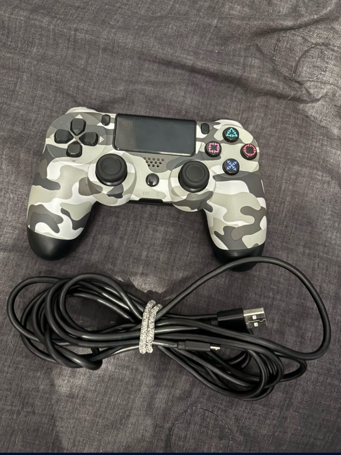PS4 Controller