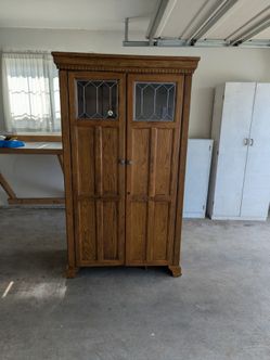 Home office/Armoire