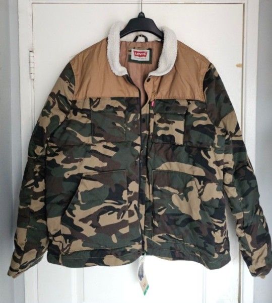 Men's Levi's Jacket Camouflage Army New XL