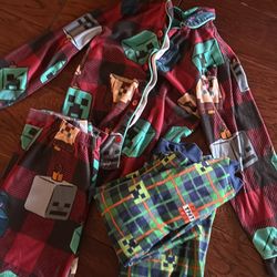 6/7 boys Minecraft Jammie’s