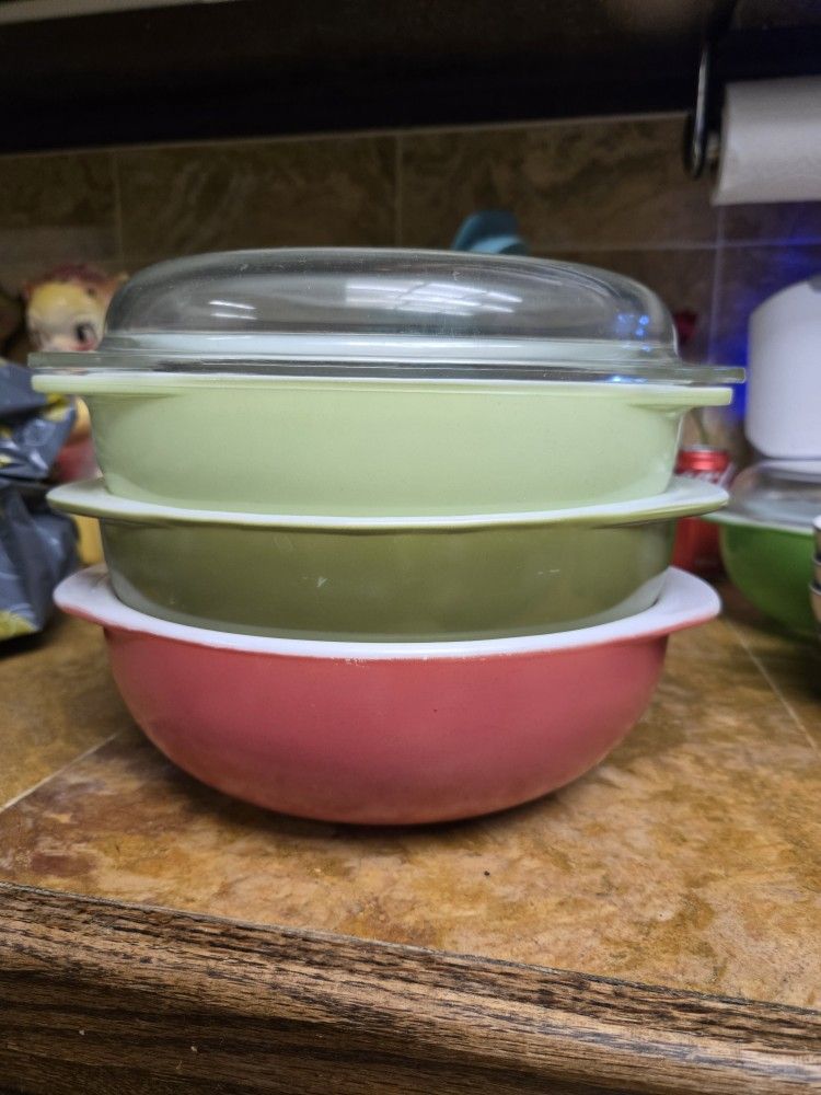 PYREX 024 BOWLS PRICE IS FOR EACH