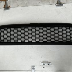 Dodge Ram 1500/2500/3500 Grill Year 94-01