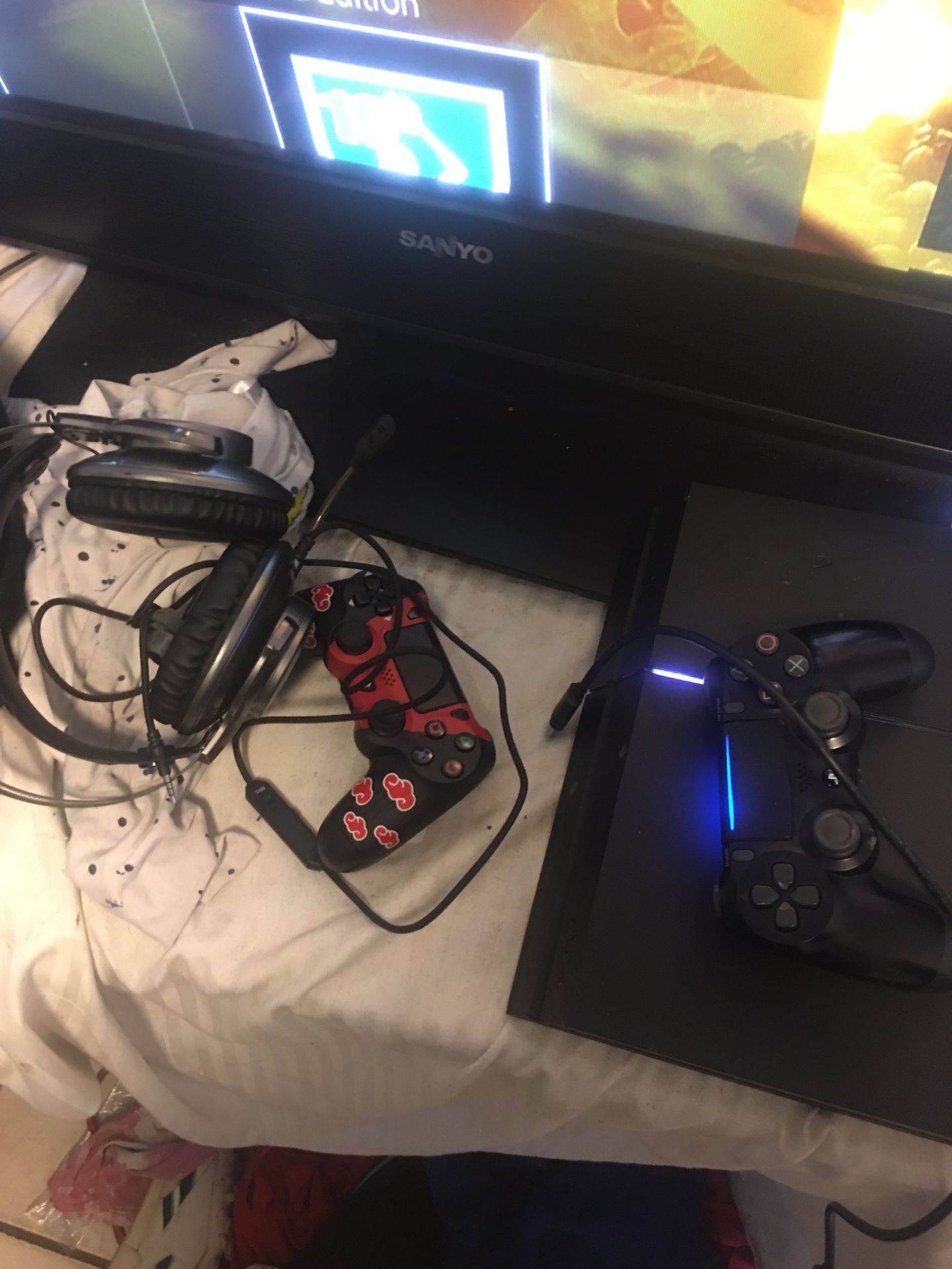 PS4 With Headset 