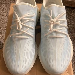 Yeezy Mono Ice BRAND NEW size 14