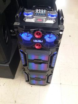 Karaoke speaker with Bluetooth