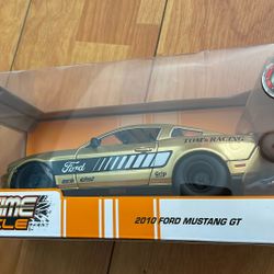 Jada Toys 2010 Ford Mustang GT