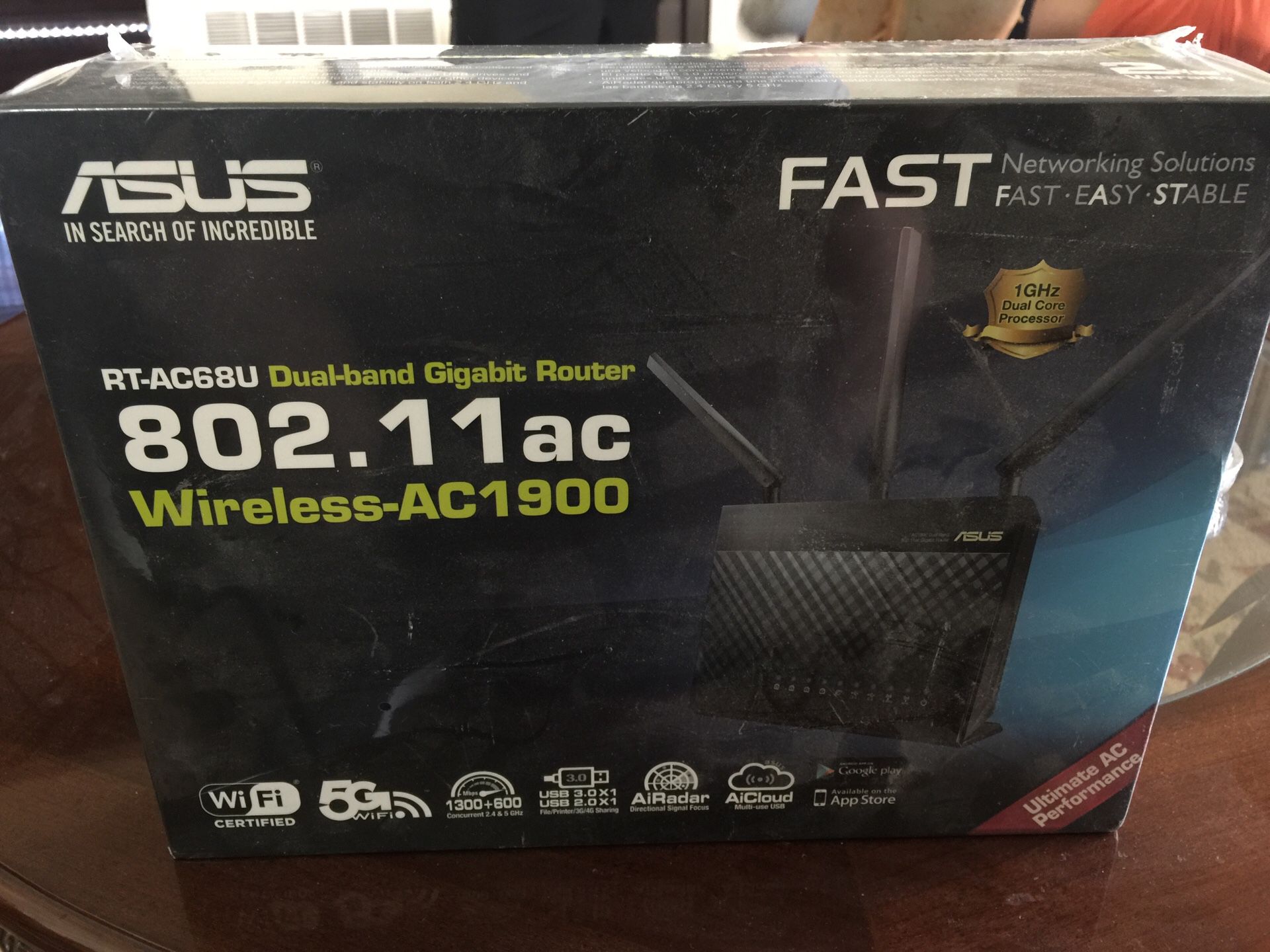 Asus RT-AC68U dualband gigabit router