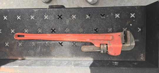 24" pipe wrench