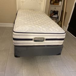 Twin Bed 