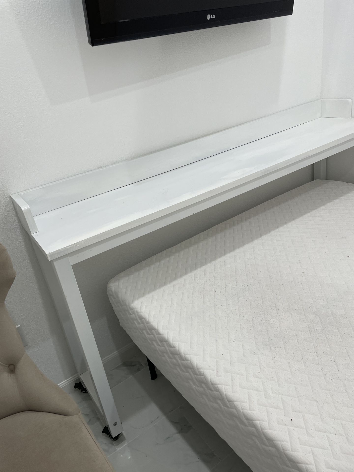 Sliding Bed Table