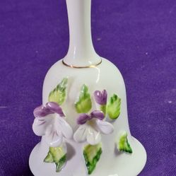 ASTONISHING CHINA DINNER BELL WITH PROTRUDING PURPLE FLOWERS & GREEN LEAVES J1Q012