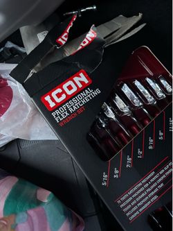 icon professional wrench
