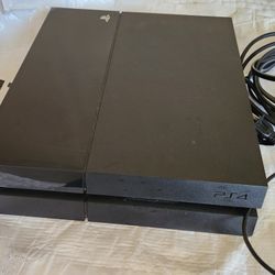 PS4 console 