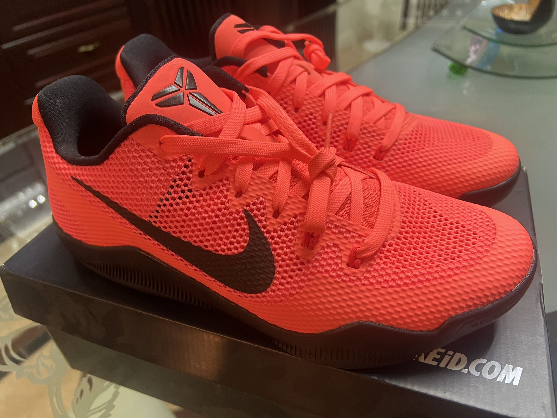 Nike Kobe XI Barcelona Mango Shoes