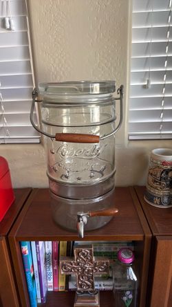 Drink dispenser and ice bucket or stand Liberty Glassware
