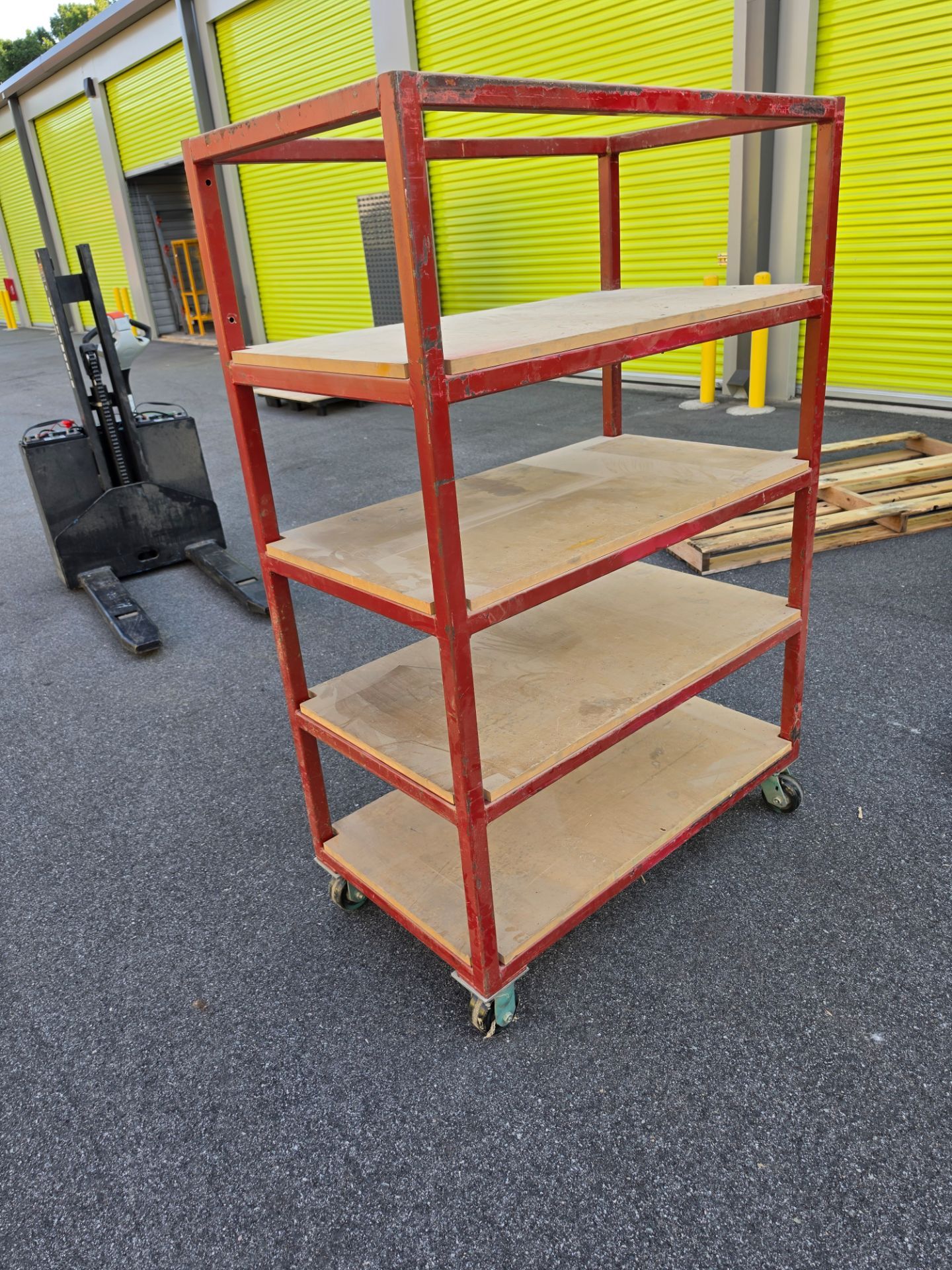 Utility shelf on wheels