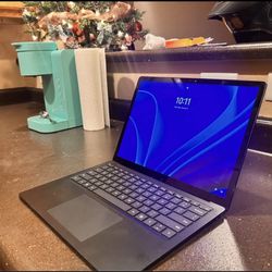Microsoft Surface Laptop 5 13.5" Intel i5, 8GB/512GB Touch, Black