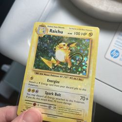 Pokémon Raichu XY Evolutions Holo Bleed NM